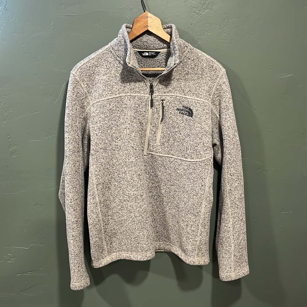 North Face Men's 1/4 Zip Pullover Size Medium